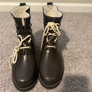 Brown Lace-Up Boots